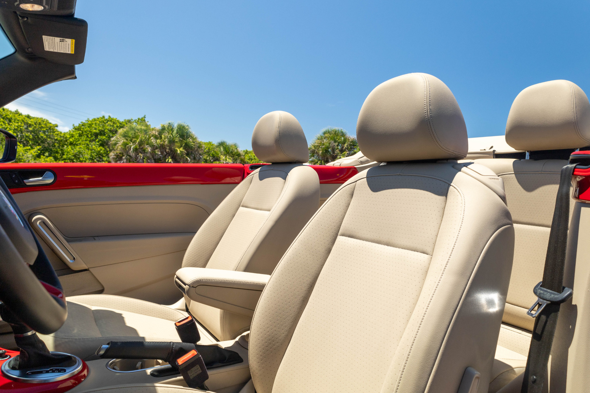 Tappetini Auto MOTOS Premium In Velour Per Volkswagen Beetle 2011-2019 – Rosso E Bianco, Antiscivolo