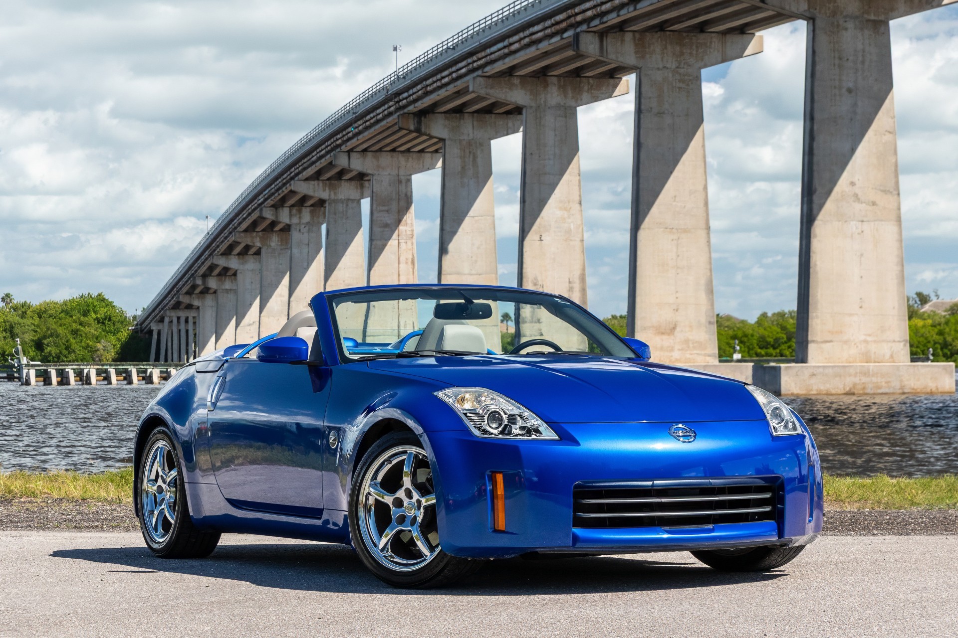 Used-2006-Nissan-350Z-Grand-