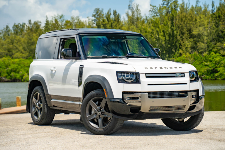 Used 2023 Land Rover Defender 90 X-Dynamic SE for sale $54,900 at VB Autosports in Vero Beach FL
