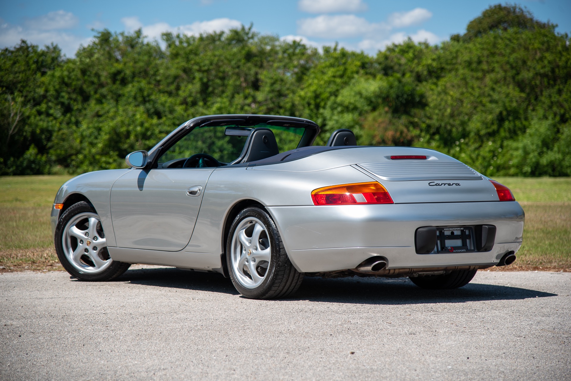 Used-1999-Porsche-911-Carrera-