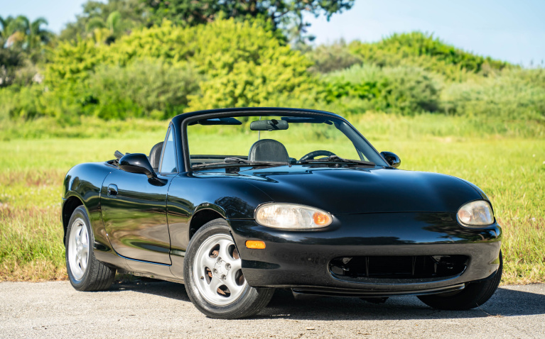 Used 1999 Mazda MX-5 Miata for sale $7,900 at VB Autosports in Vero Beach FL