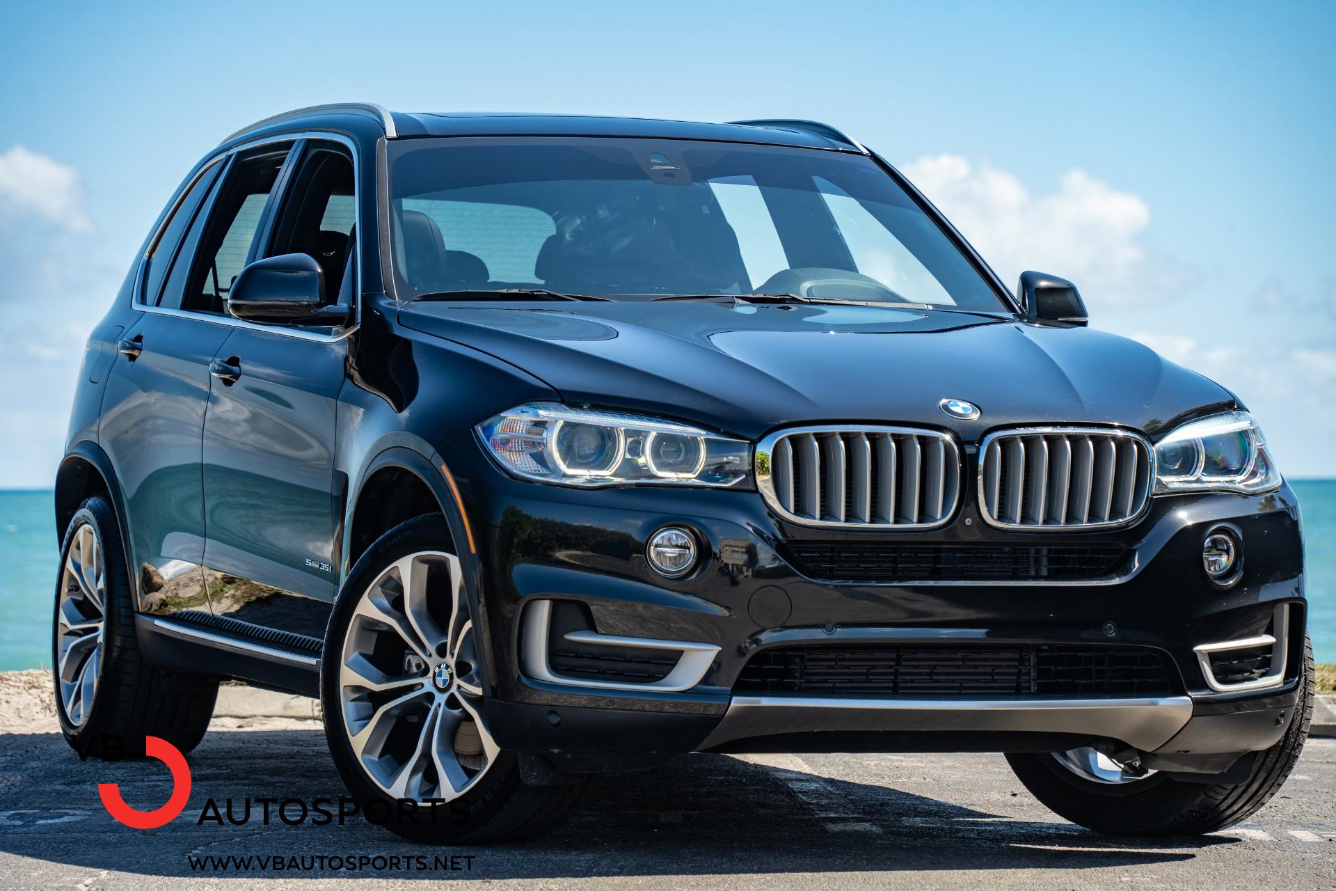 73 Bmw X5 E70 Royalty-Free Images, Stock Photos & Pictures