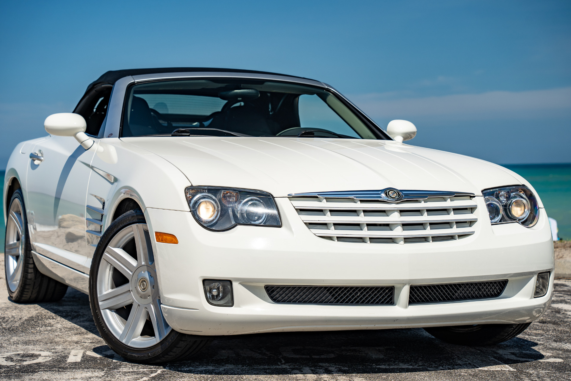 Used-2005-Chrysler-Crossfire-