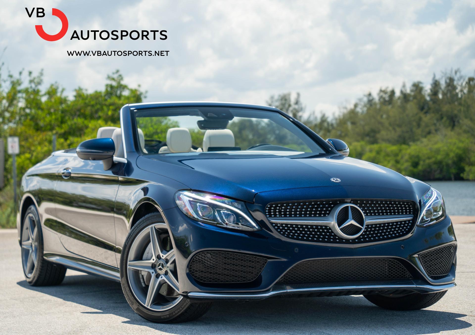 希少！Cutter & Buck プルオーバー 紺色 Mercedes-Benz Pre-Owned 2018 Mercedes-Benz C-Class C 300 4MATIC For Sale (Sold