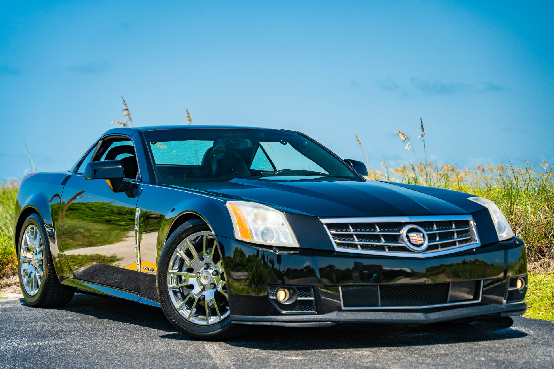 Pre-Owned 2009 Cadillac XLR Platinum For Sale (Sold) | VB