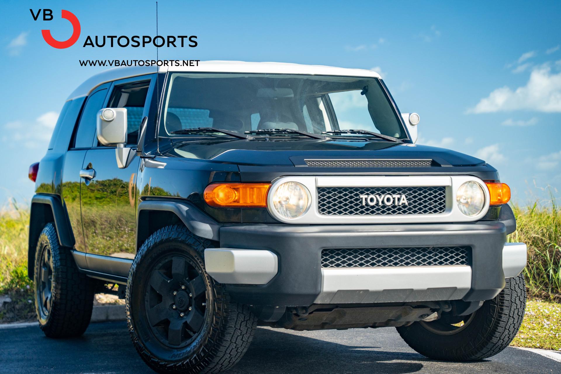 最終価格Springtail FJ Cruiser Barrier プラド 2007 Toyota FJ Cruiser TRD Special Edition for sale on BaT