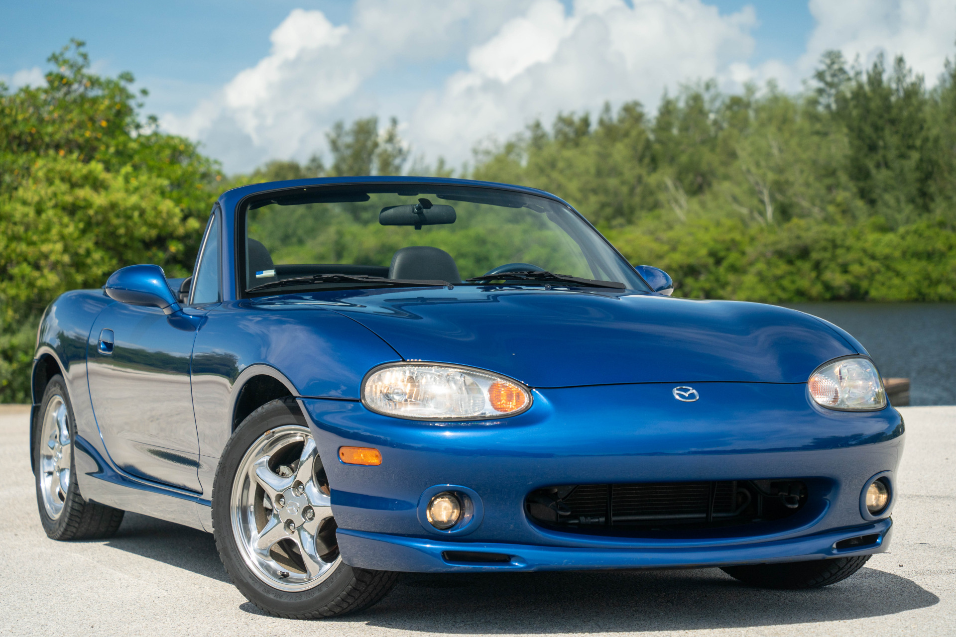 Used-1999-Mazda-MX-5-Miata-