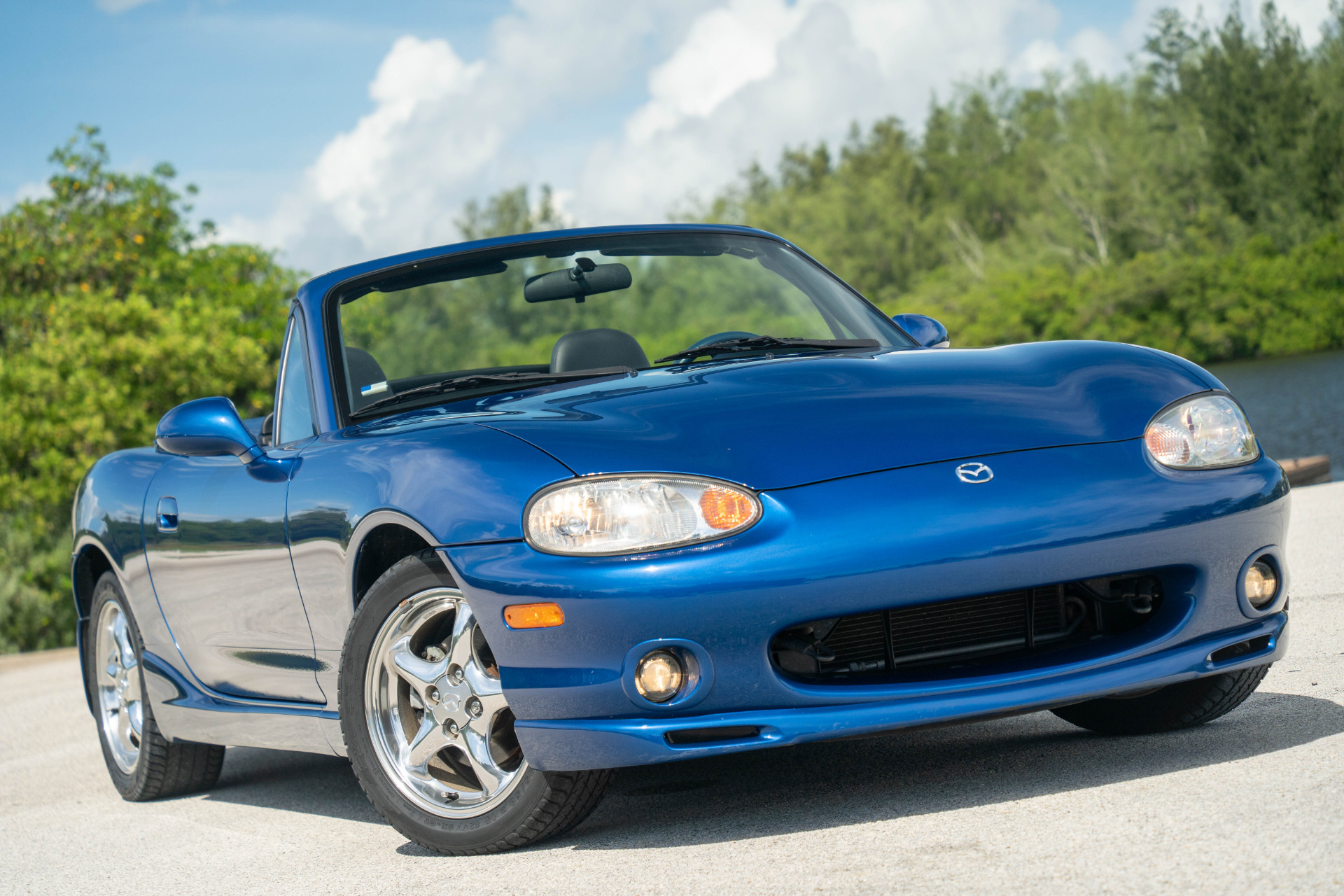 Used-1999-Mazda-MX-5-Miata-