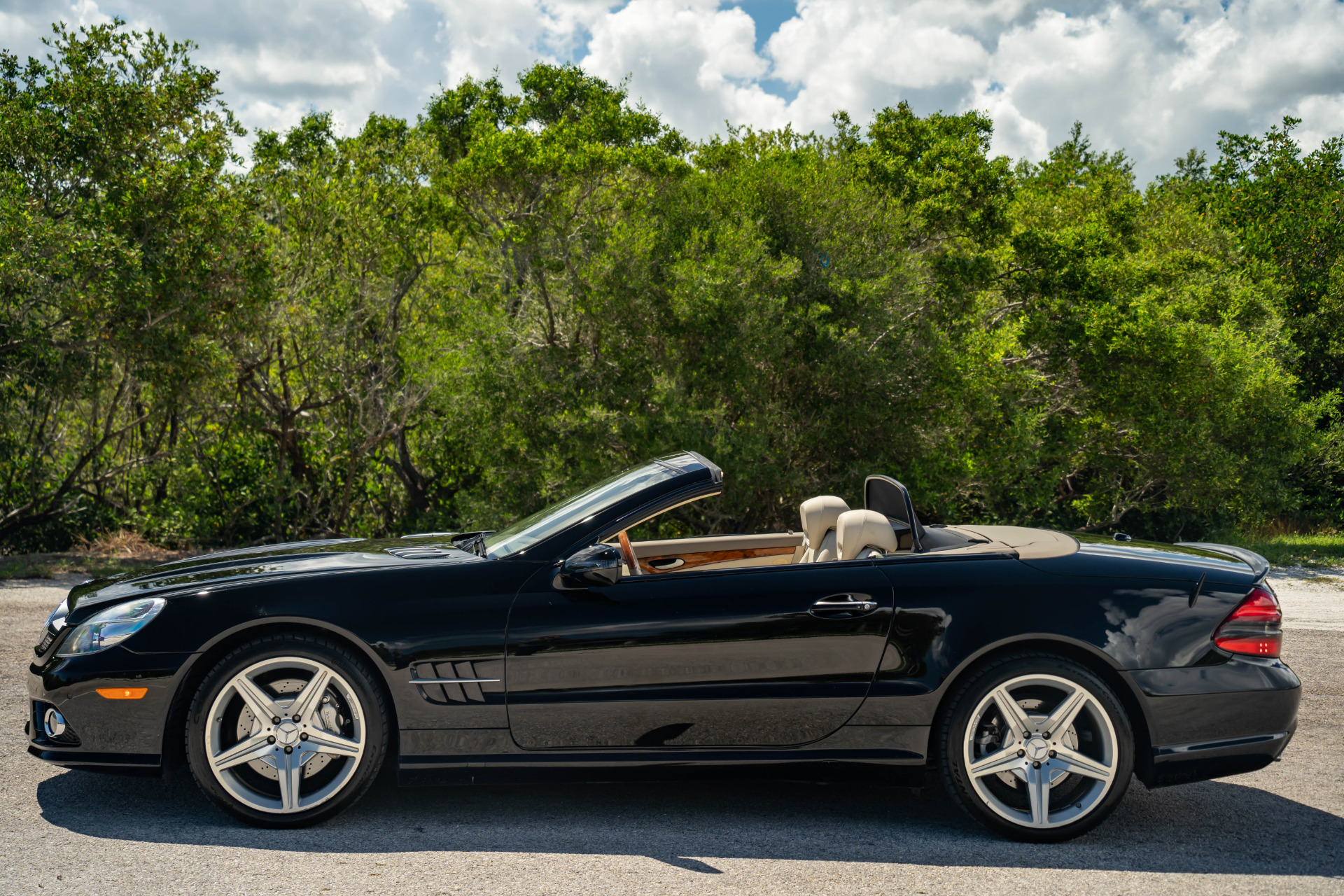 2009 Mercedes-Benz SL-Class SL550 - Photo 27