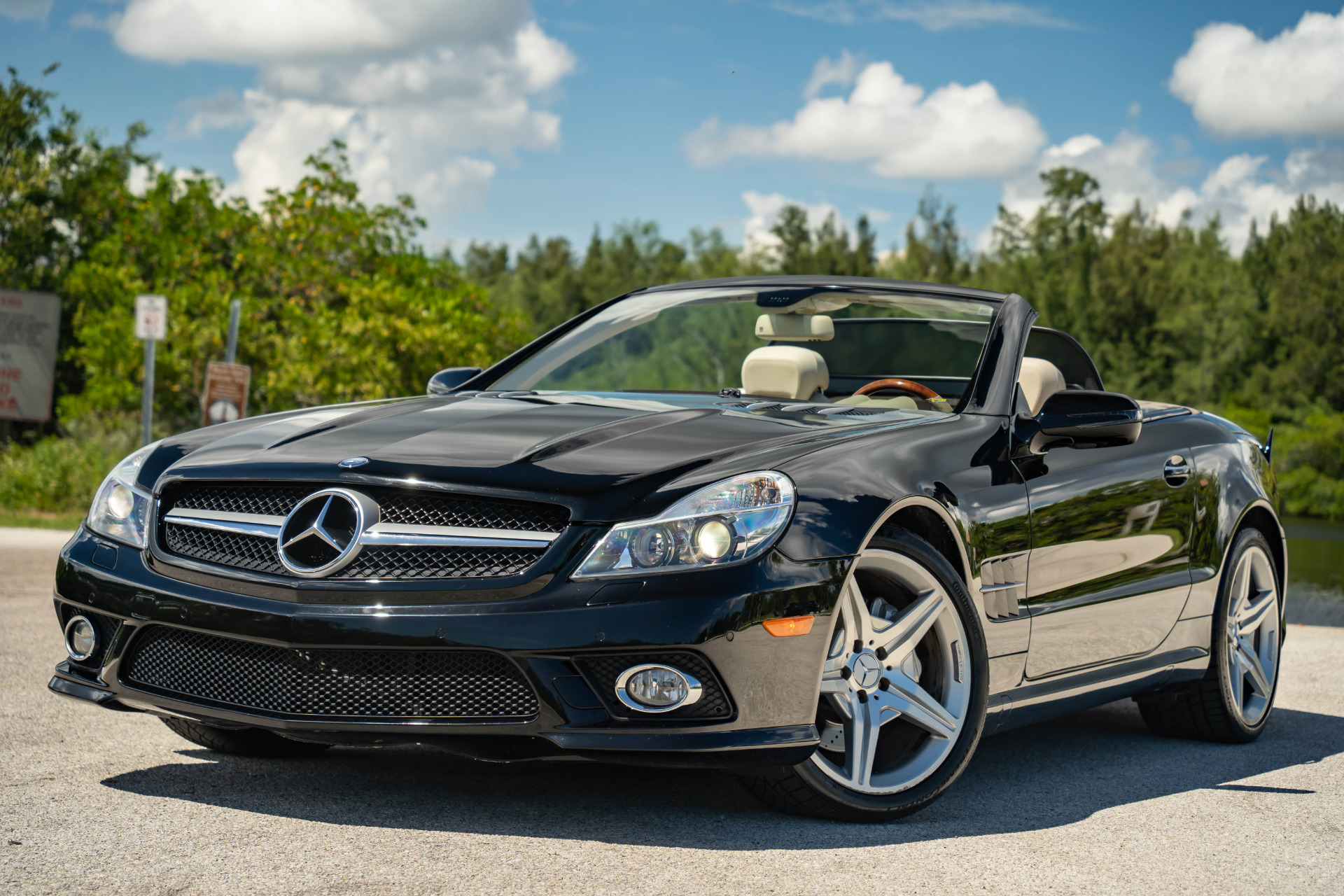 2009 Mercedes-Benz SL-Class SL550 - Photo 29