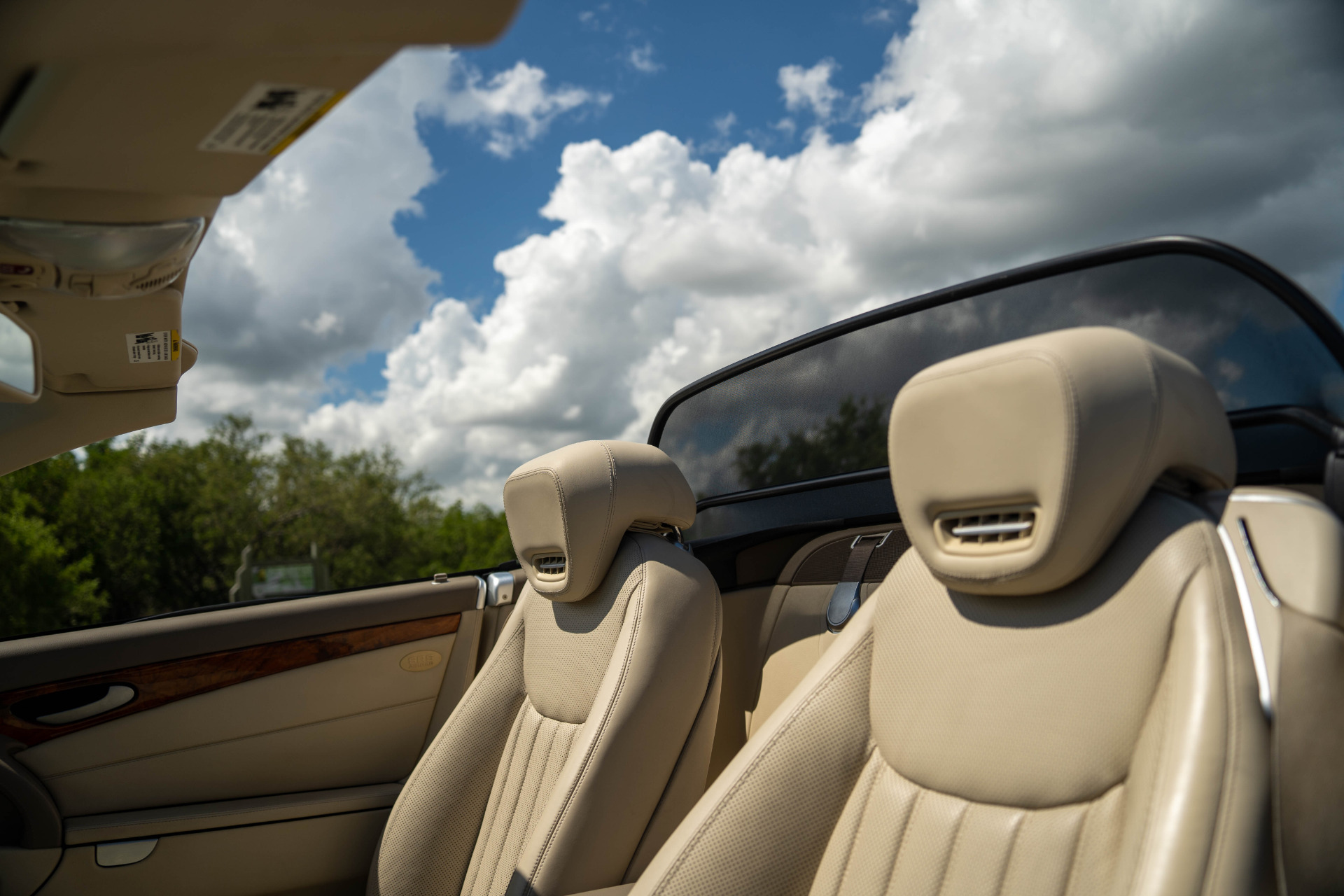 2009 Mercedes-Benz SL-Class SL550 - Photo 31