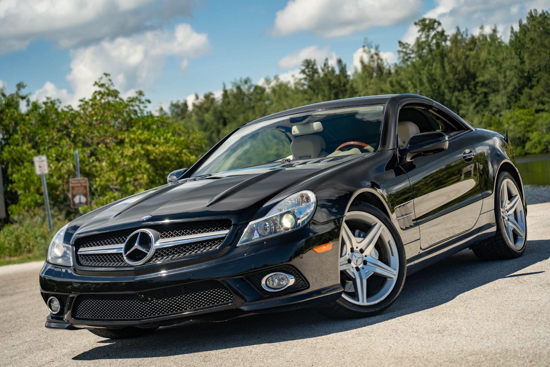 2009 Mercedes-Benz SL-Class SL550 - Photo 35